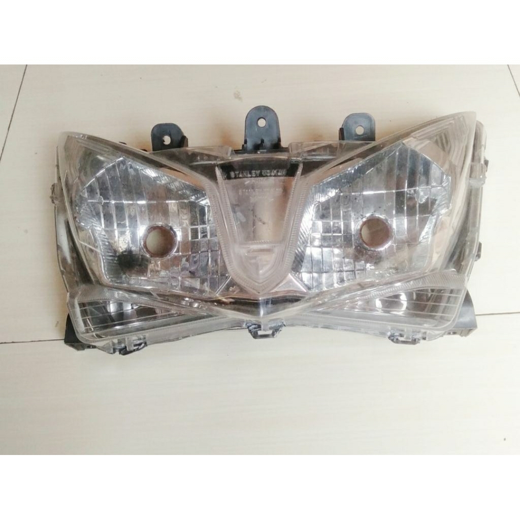 Reflektor lampu depan honda vario 125 old bohlam 2012-2014 kzr bekas original