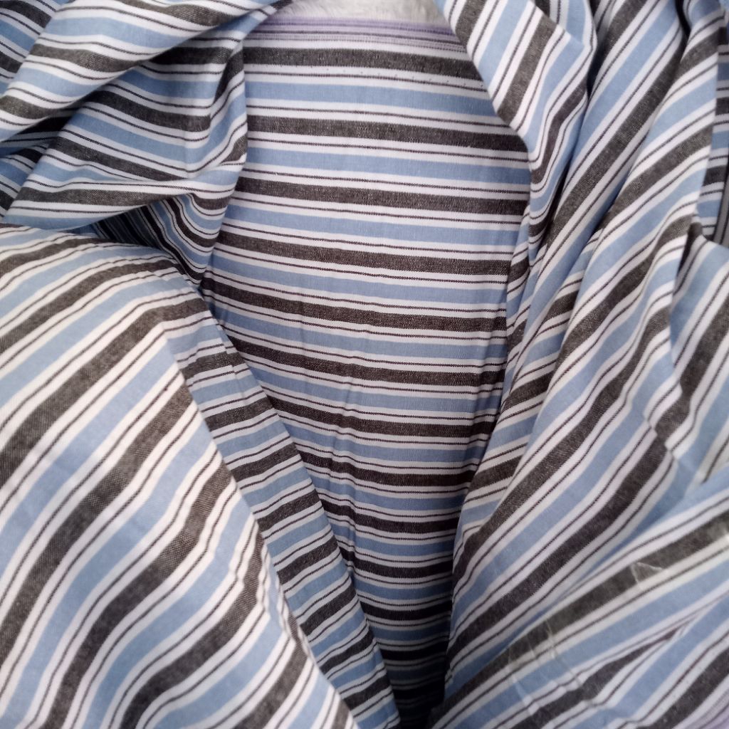 KAIN KATUN OXFORD SALUR HARGA/0,5M