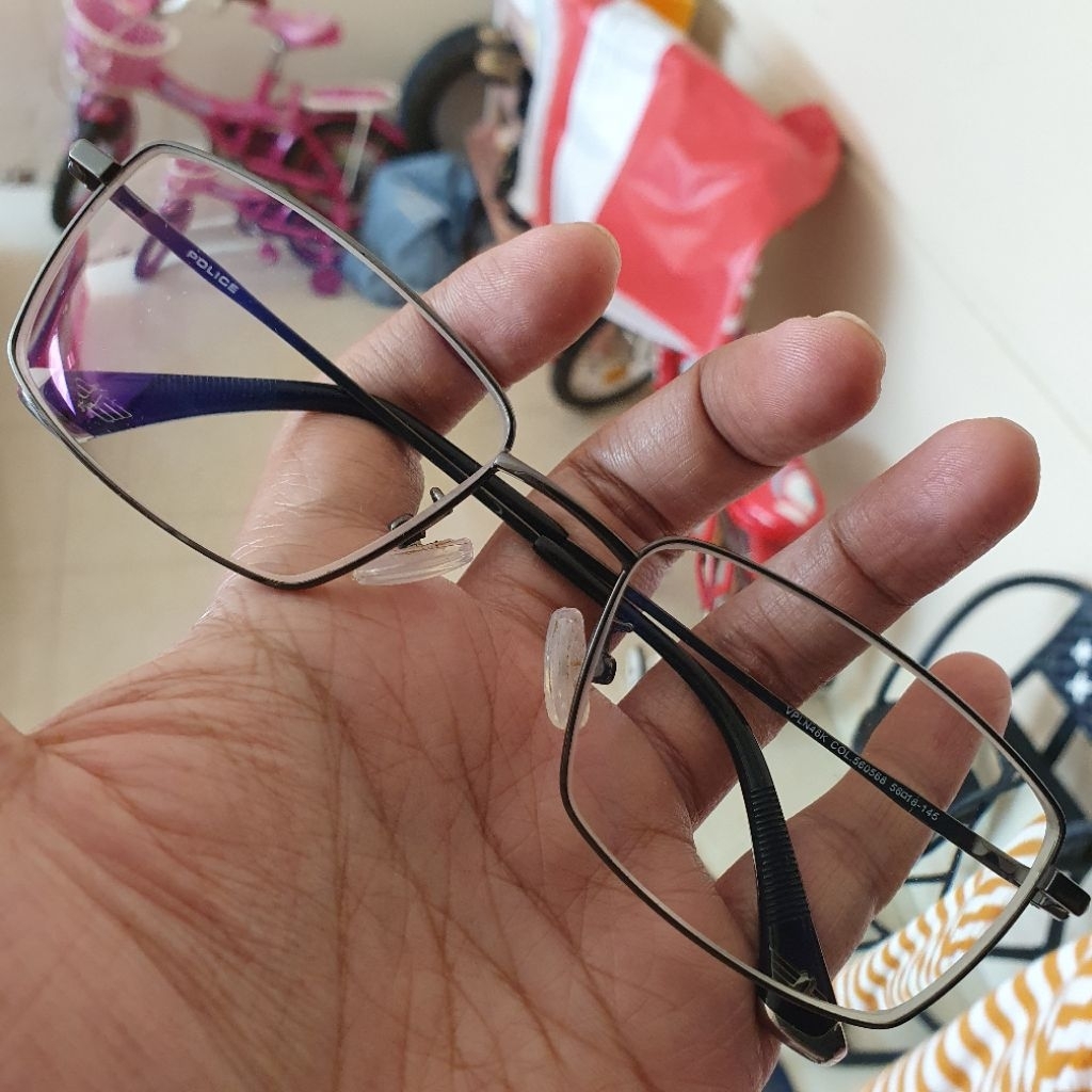 Kacamata bekas preloved Police
