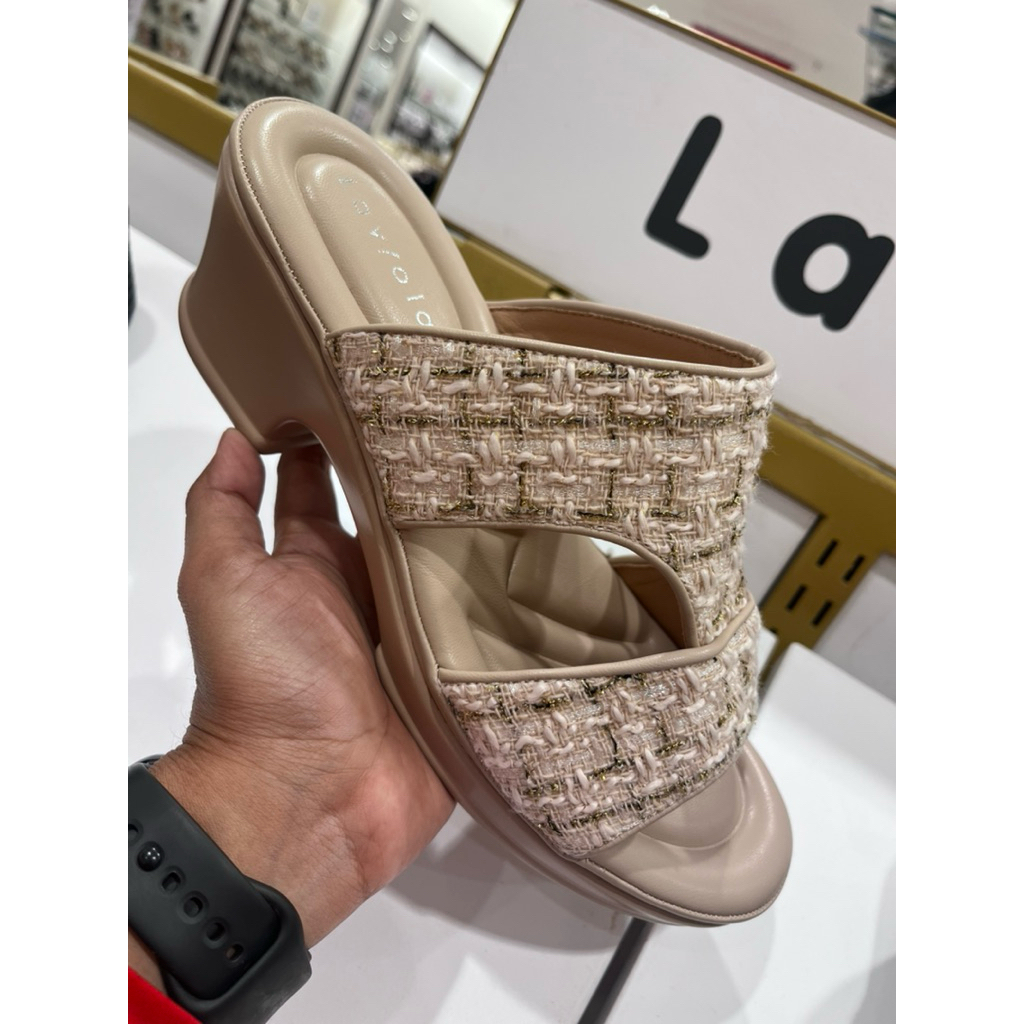 sandal wedges wanita lawrensia nyaman keren simpel kece ootd santai