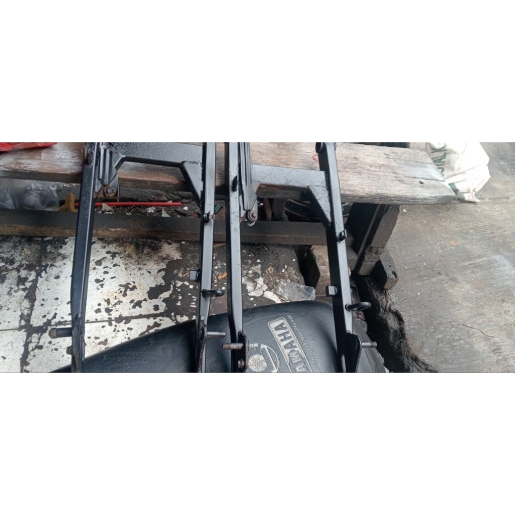 swing arm Honda Supra x 125 barang ori copotan