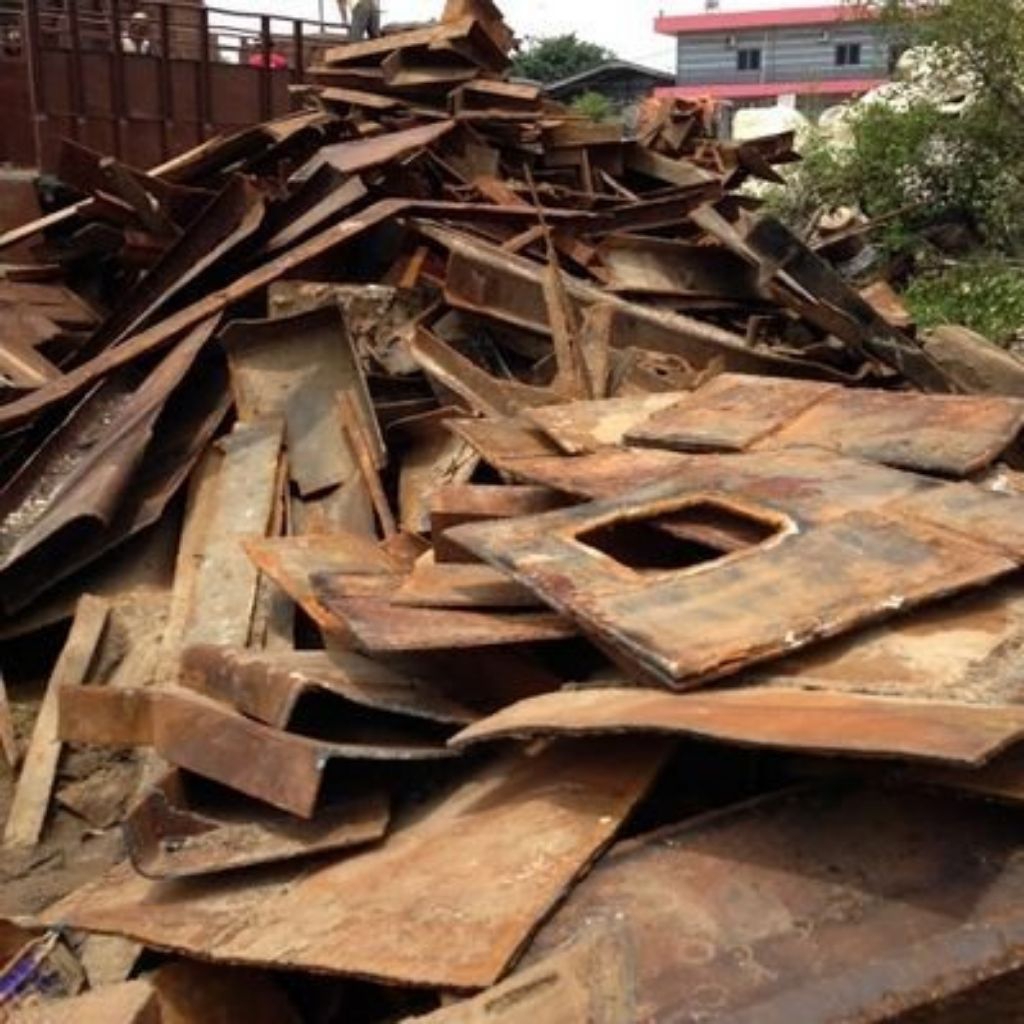 plat besi tebal 1cm /7mm bekas