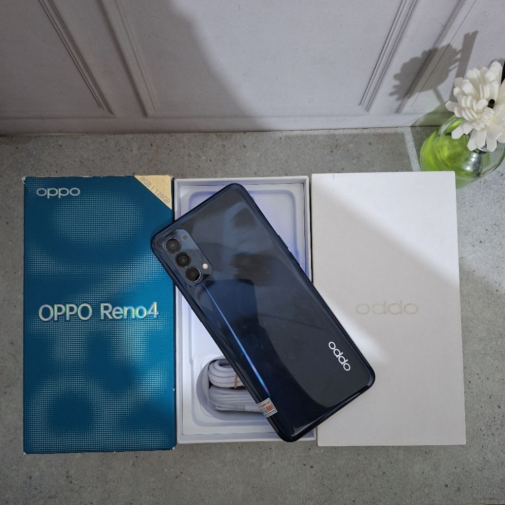 Oppo reno 4 second original resmi