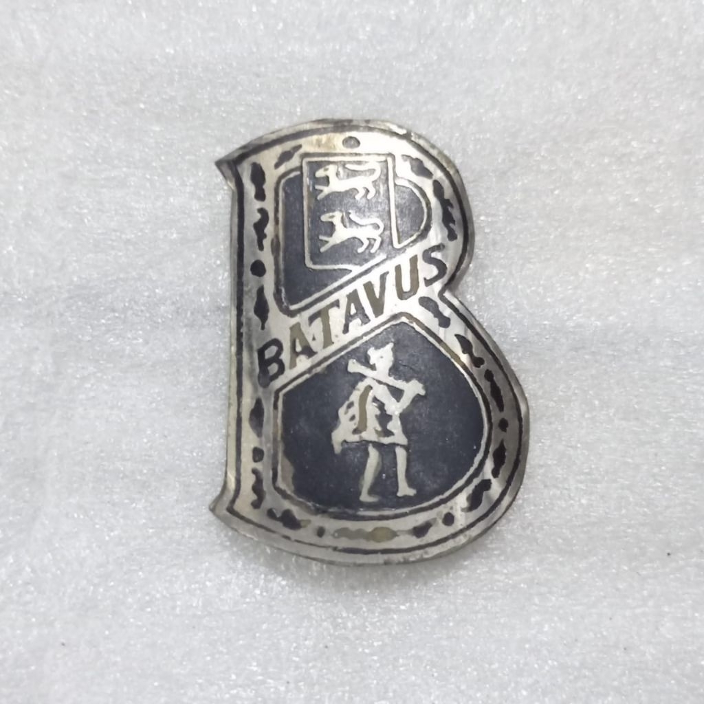 Emblem Logo Plat Sepeda Onthel Ontel Merk Batavus Warna Hitam