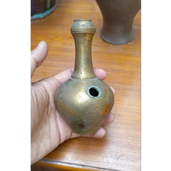 vas kuningan lawas jadul antik