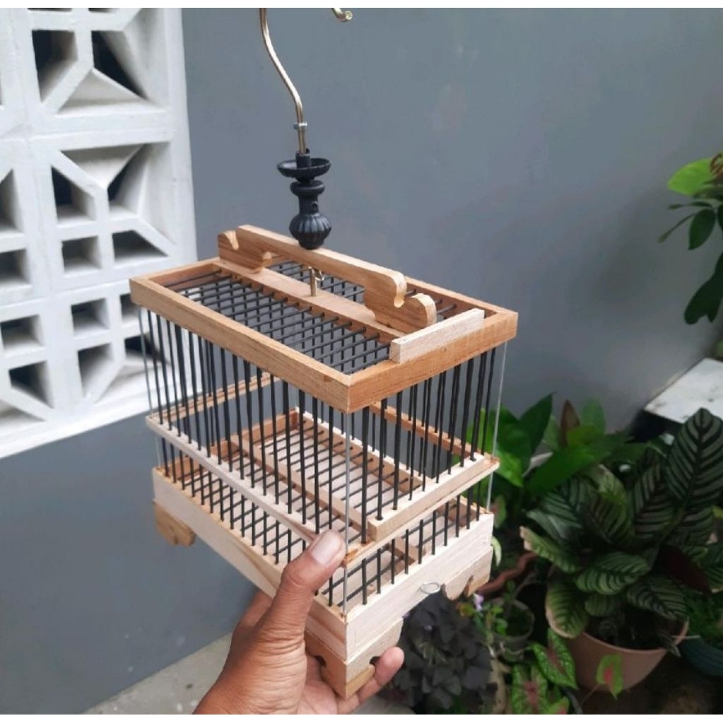 sangkar burung kecil dari kayu jati