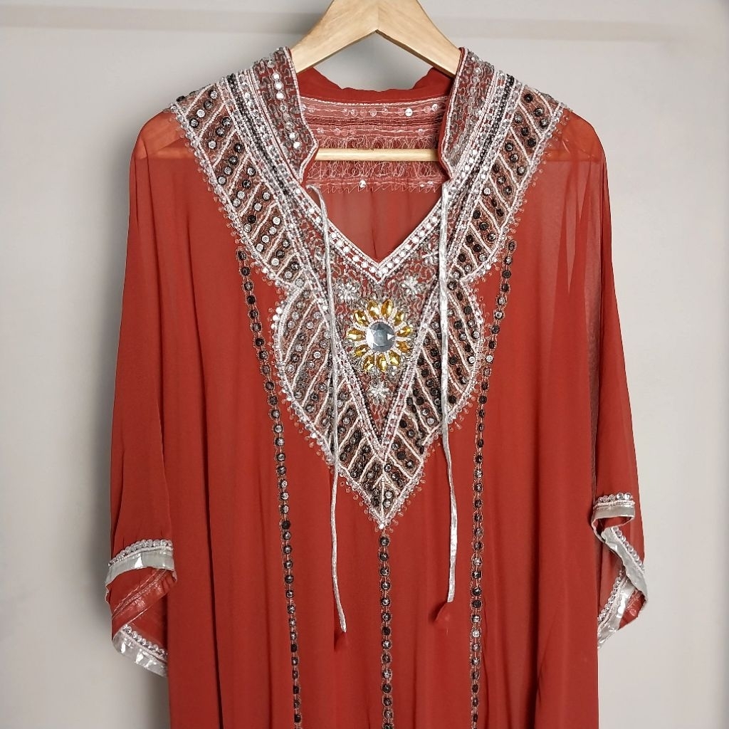 Kaftan Merah Bata Long Dress Sheer Payet Silver Abaya Gamis Tunik Baju Muslim