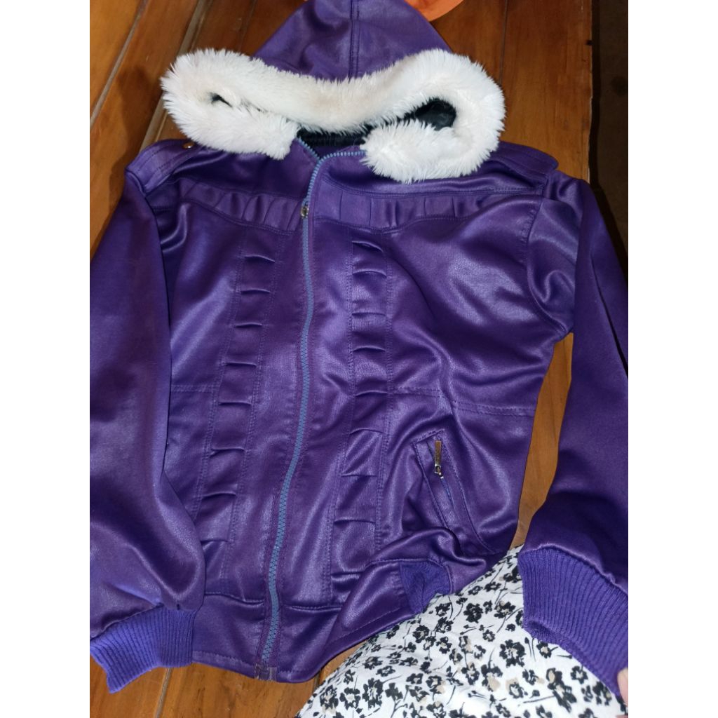 jaket ungu hoodie bulu pl preloved