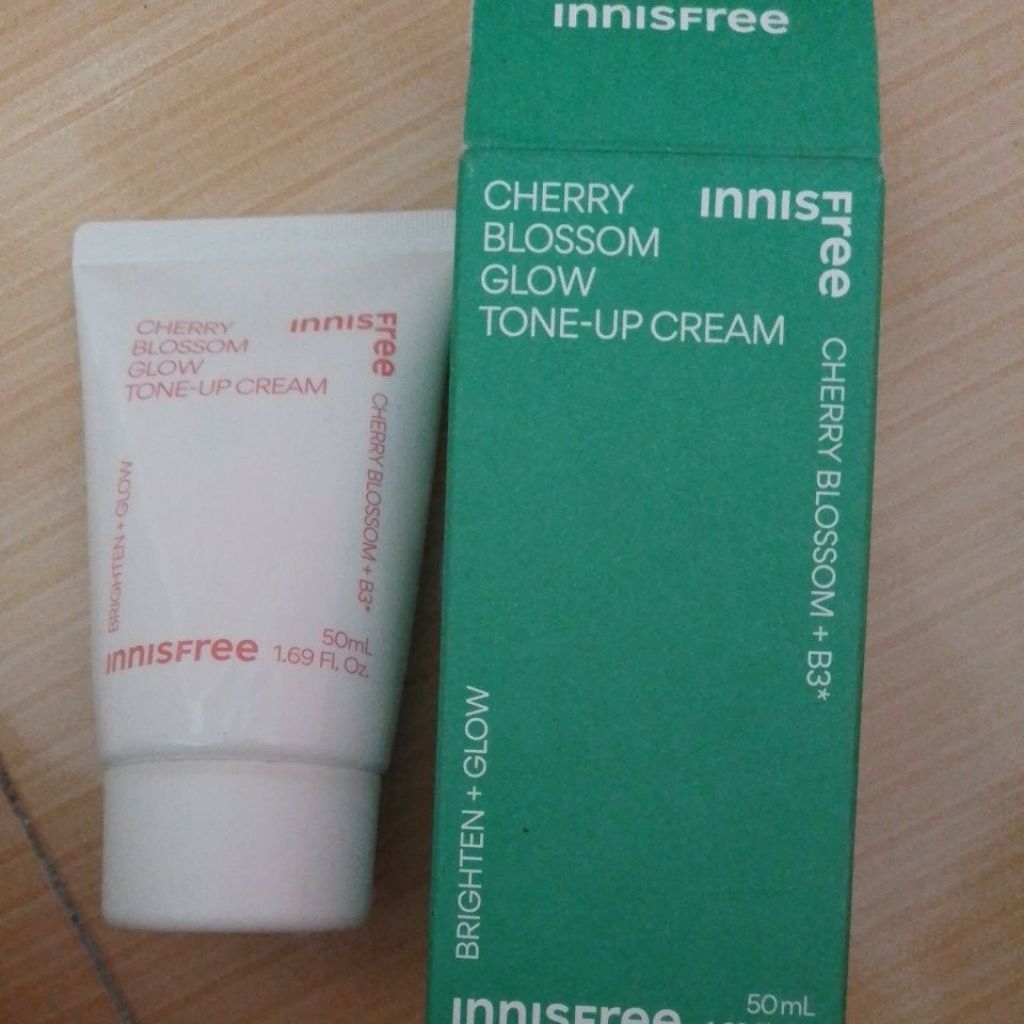preloved innisfree tone up cream cherry blossom