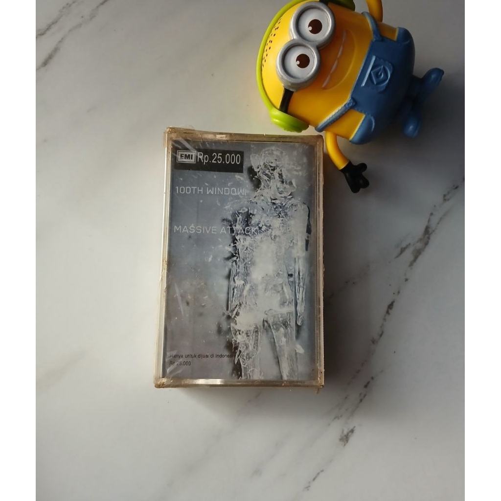 kaset pita massive attack 100th window segel