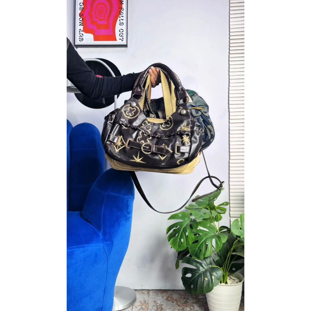 Batch 23 vintage y2k bag