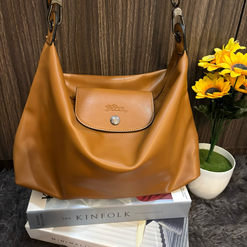 LC Le Pliage Xtra M - Hobo Bag | Tas Wanita | Shoulder & Sling Bag