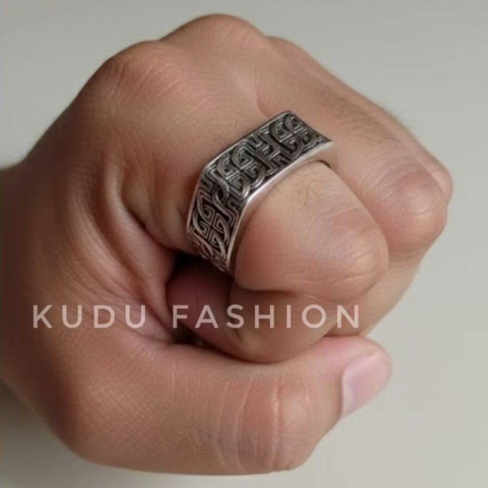 Cincin Titanium Pria Keren Skull Ring Silver Anti Karat selamanya