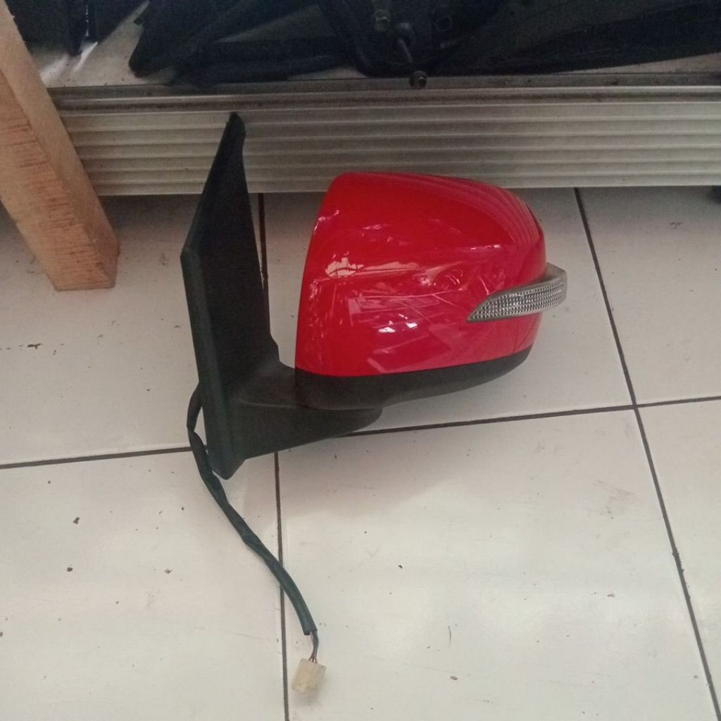 spion Agya TRD 2018 LH kiri
