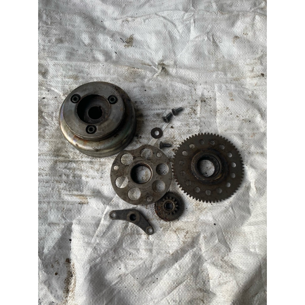 Gear gir gigi penghantar stater set one way tanpa magnet force one fiz r original lepasan copotan mo