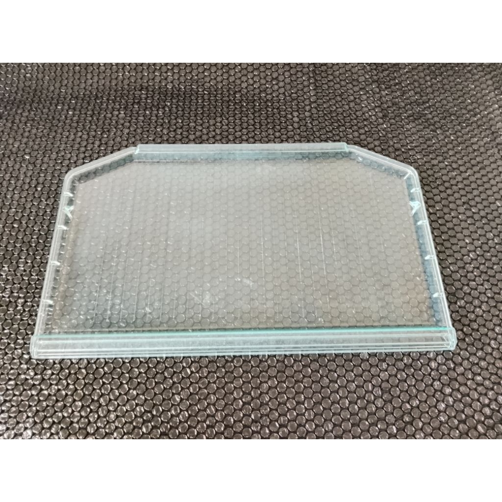 RAK TATAKAN TENGAH KULKAS SHARP LEMON 1 PINTU