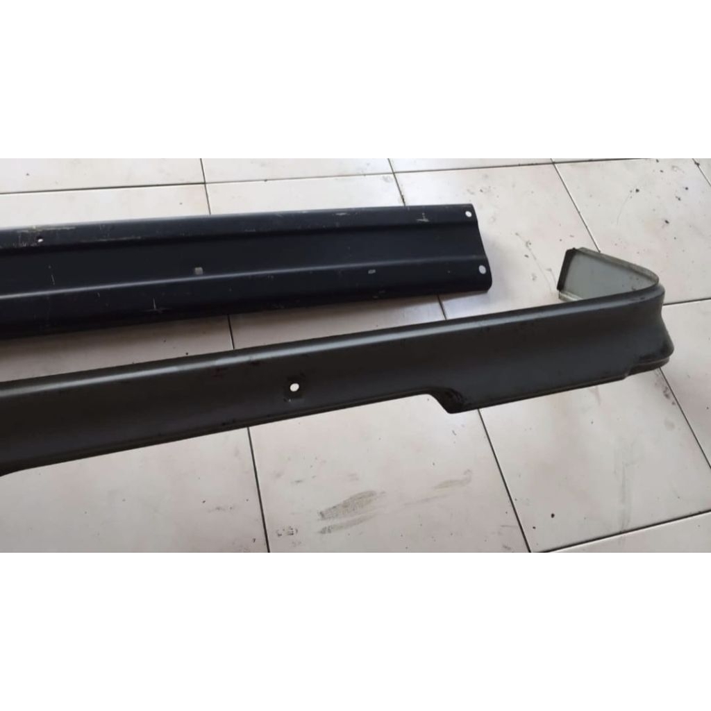 Lips Lis Bumper Depan Bawah Kijang Super KF40 Original