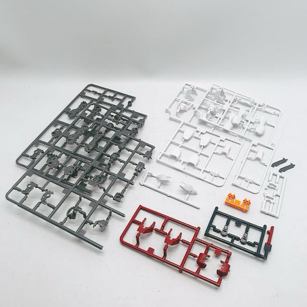 Bandai RG Gundam Crossbone X1 Part Leg