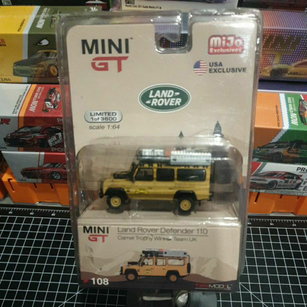 MINI GT LAND ROVER DEFENDER 110