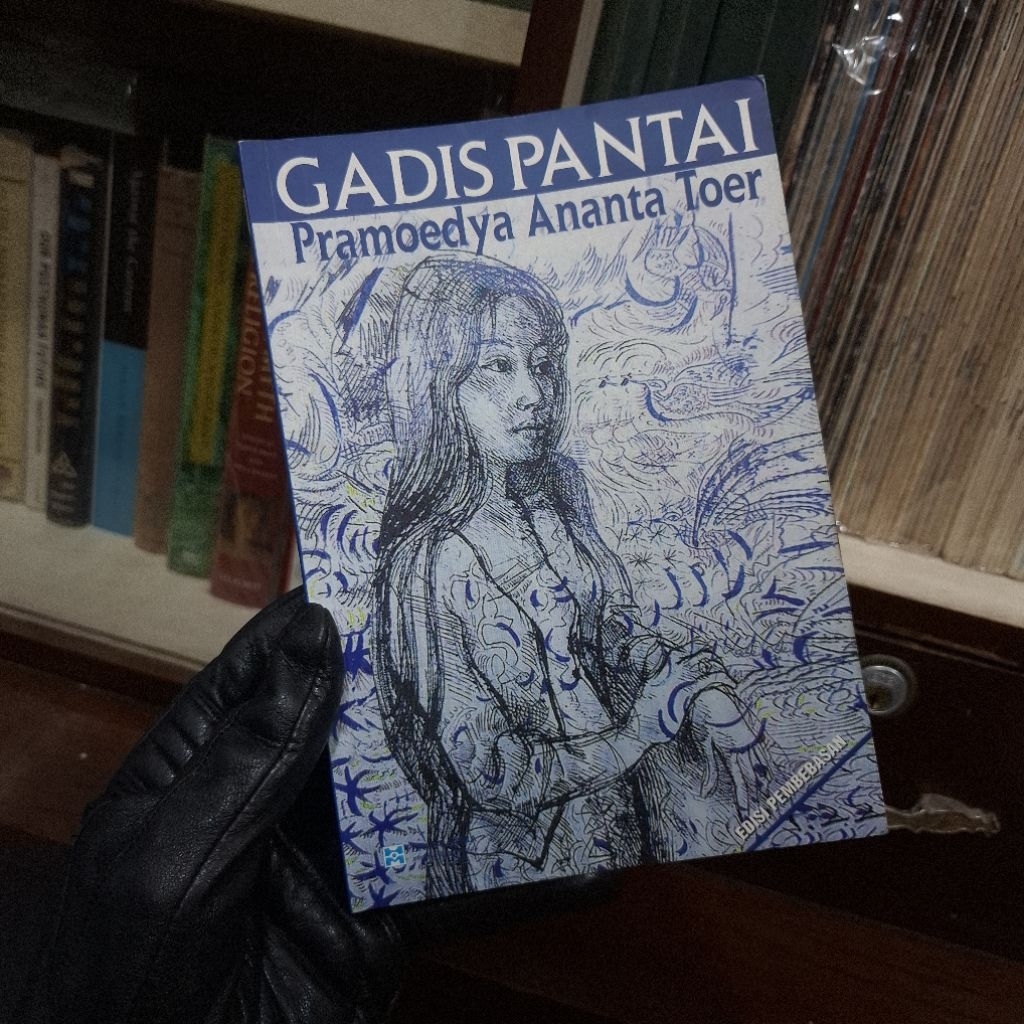 Pramoedya Ananta Toer - Gadis Pantai