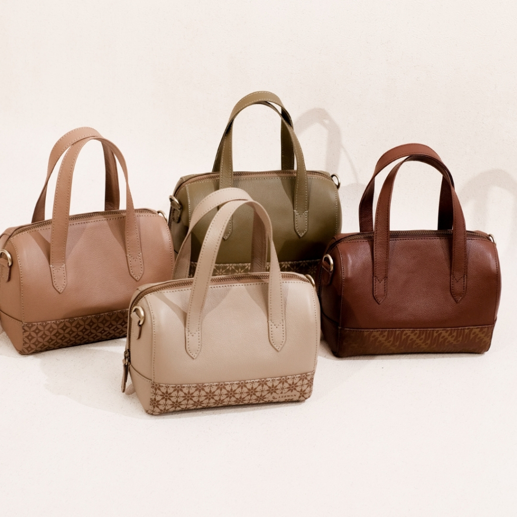 Leswan - Tas Selempang Wanita Kulit Sapi Tas Kulit Batik - Laras