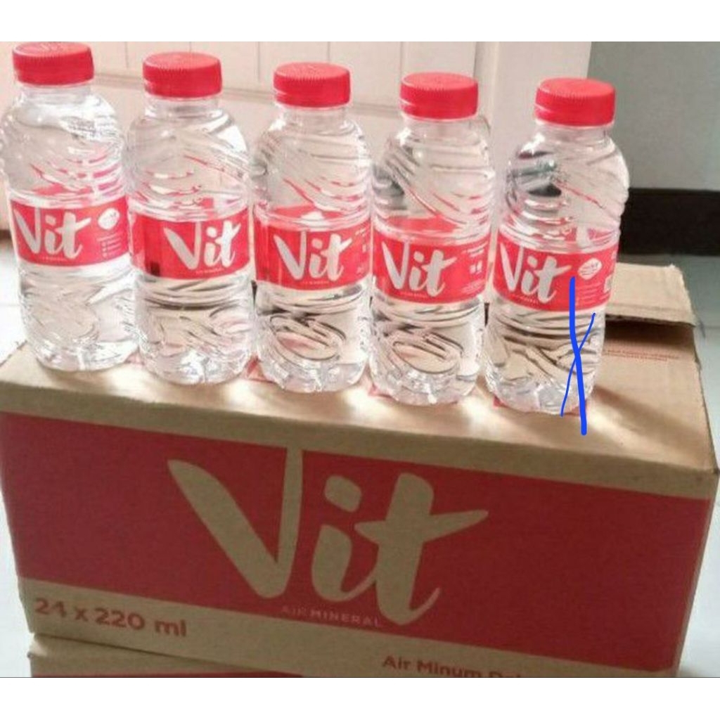 air mineral vit 220ml 1paket