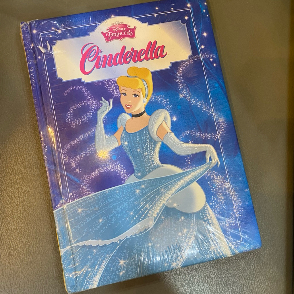 Disney Princess Cinderella Children’s Book / Buku Cerita Anak Disney Princess Cinderella