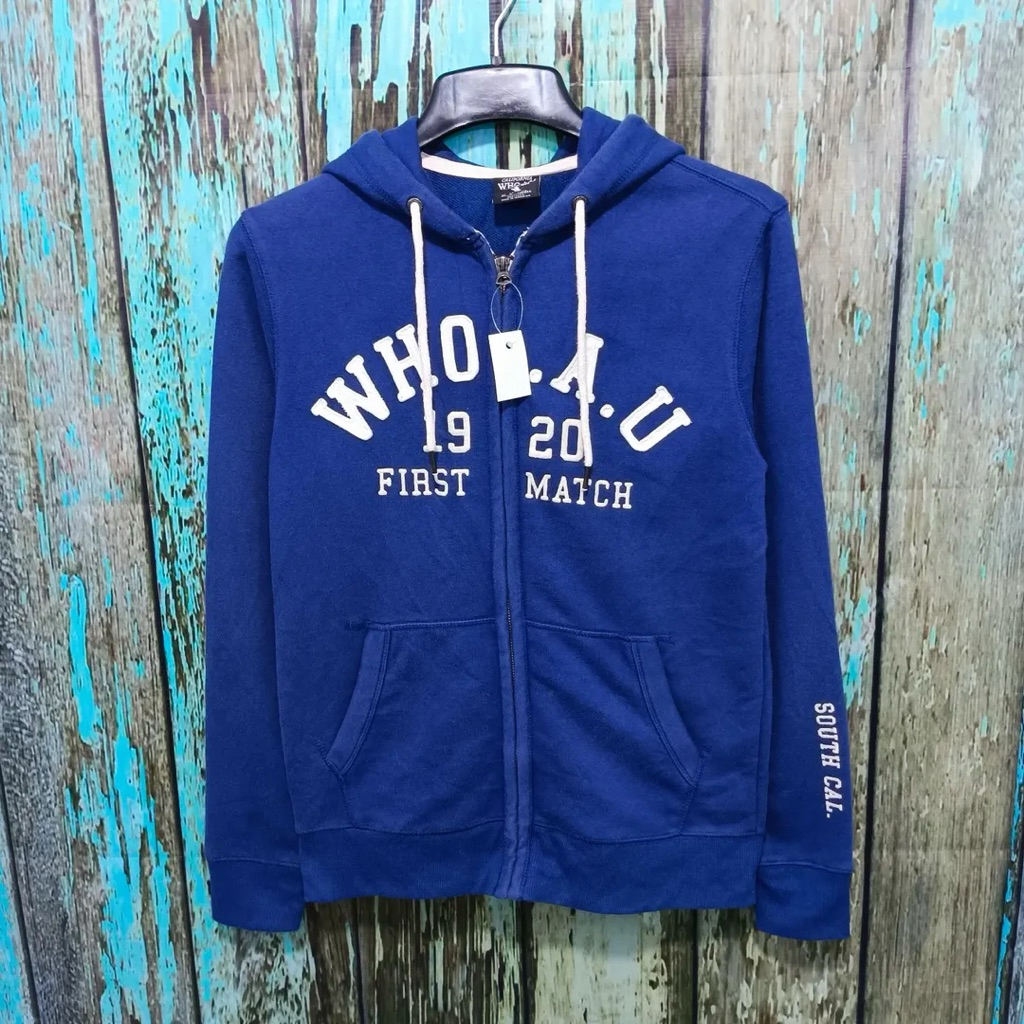 zip hoodie WHO AU CALIFORNIA tebal size M casual bagus