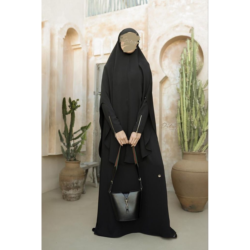 Ditsy Moslem Lelia Raina Vhaala Leona Rabeea