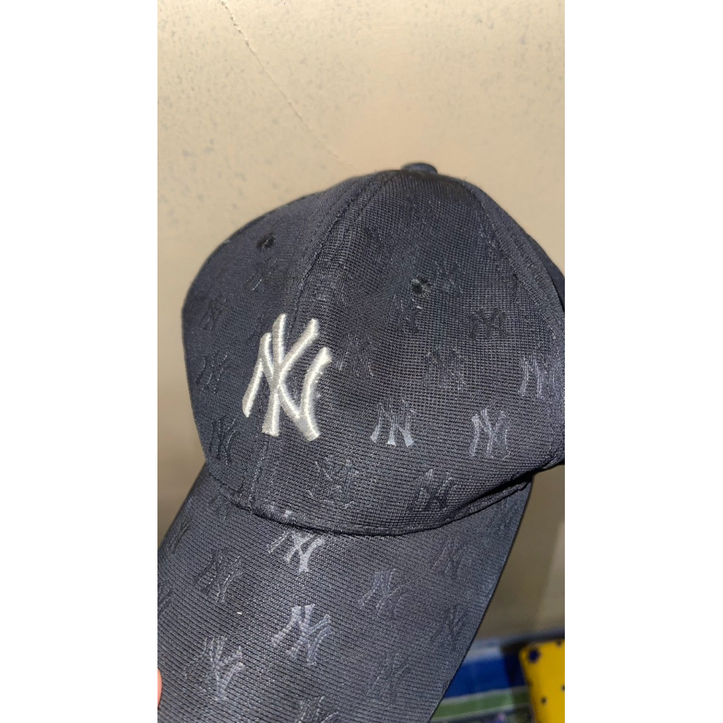 NY Yankee MLB Black Cap