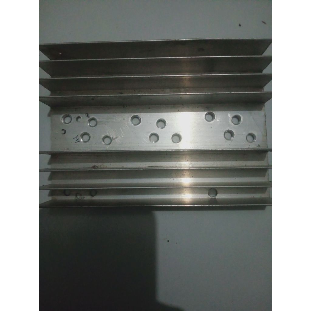 Heatsink  4 sirip (bekas)