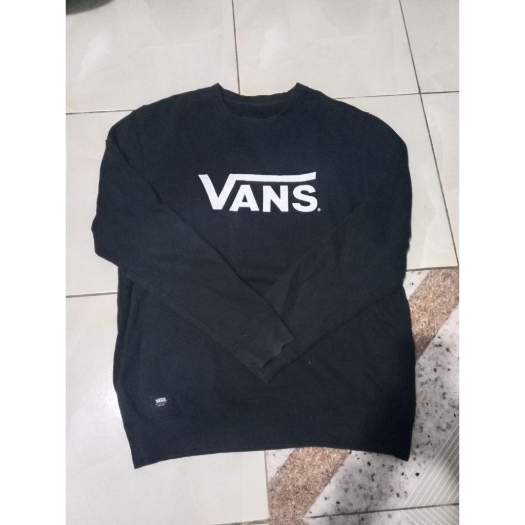 Crewneck Vans Hitam Pekat