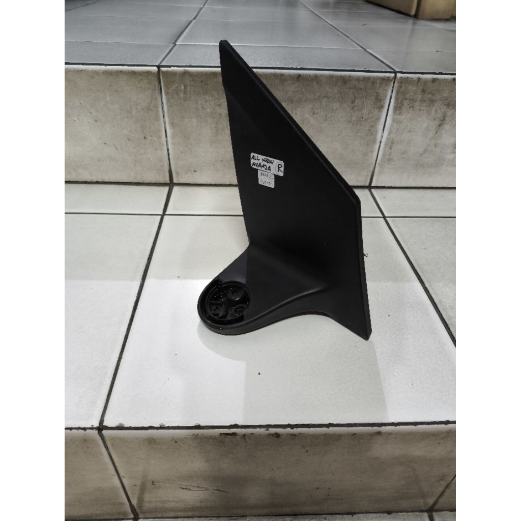 Tiang kaki pangkon dudukan spion kanan Toyota All New, Grand New Avanza, Veloz, Daihatsu All New, Gr