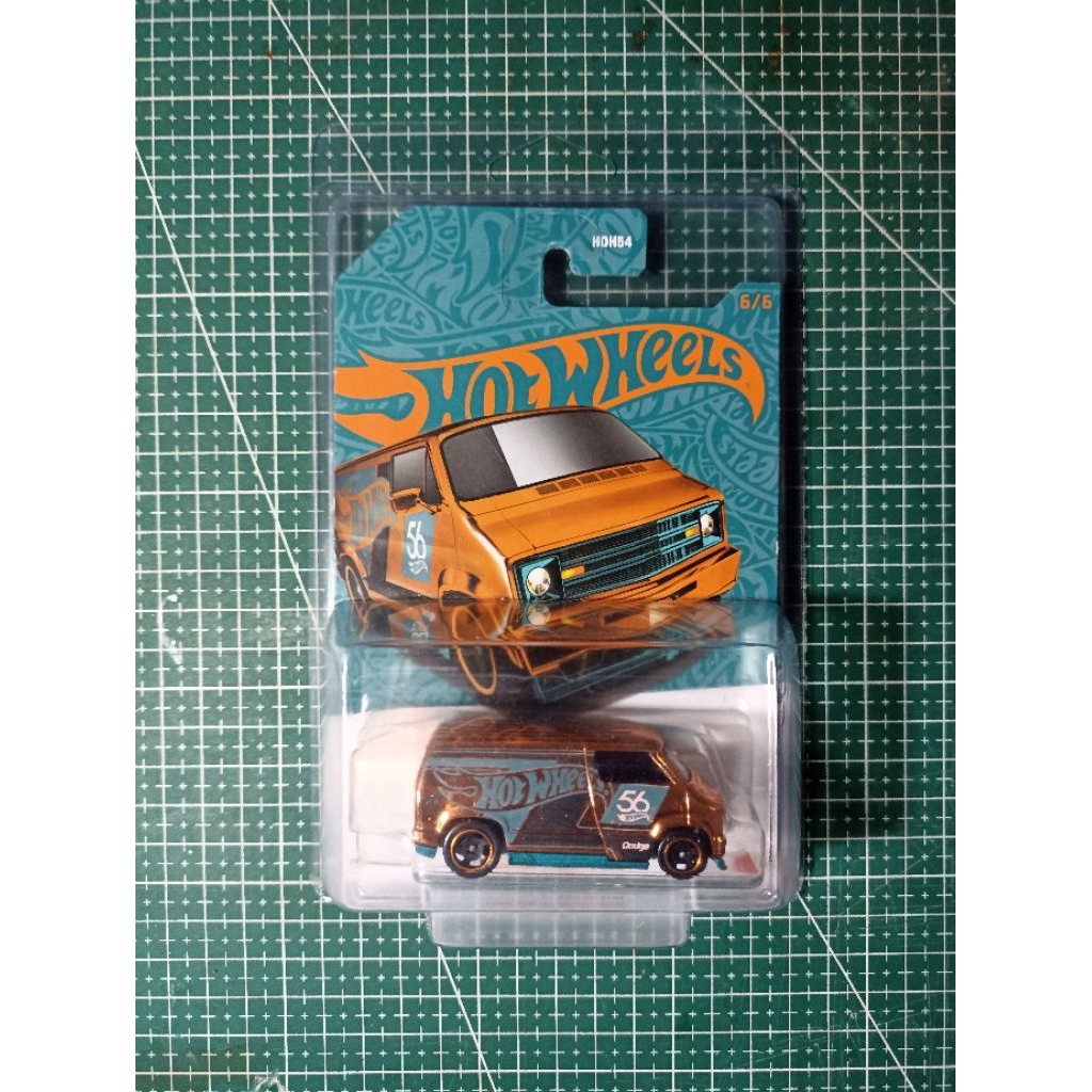 HOTWHEELS ANNIVERSARY CUSTOM '77 DODGE VAN