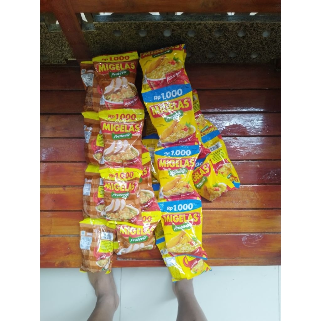 MIE GELAS KARI AYAM, AYAM BAWANG