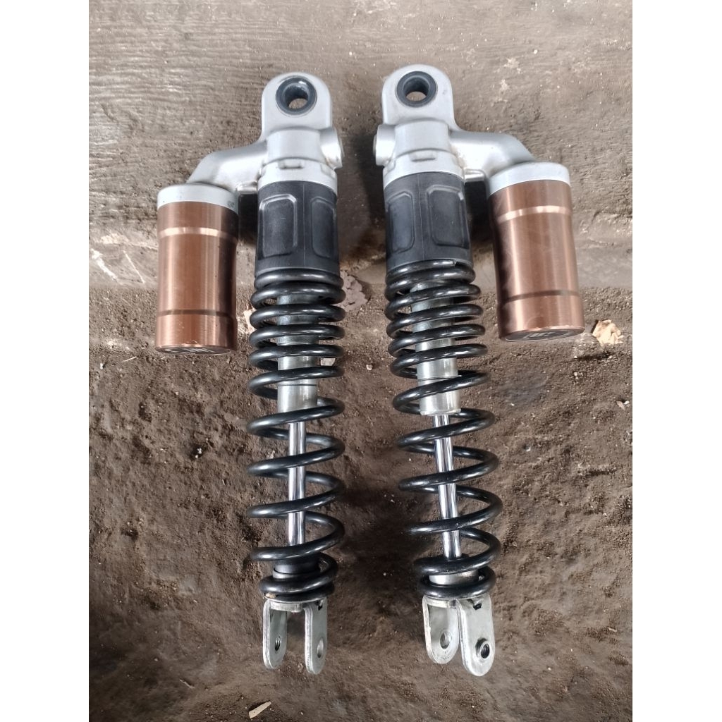 Shok belakang NMAX new bisa juga aerox new