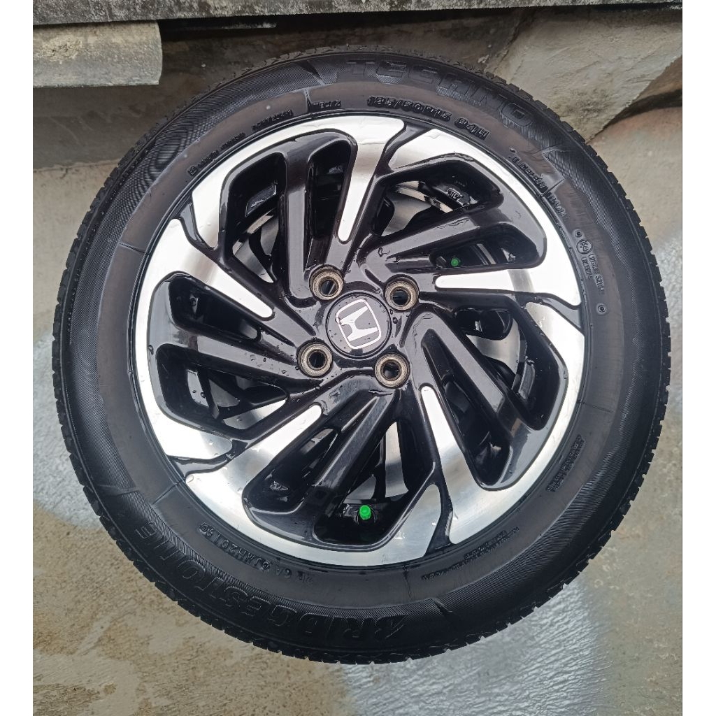 Velg Honda Mobilio RS
