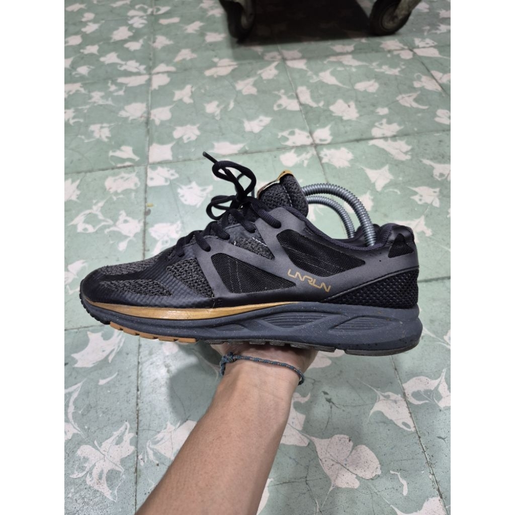 Sepatu Li-ning Larun Running(41)