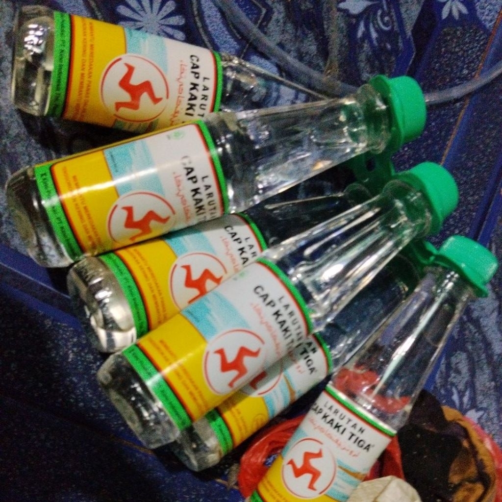 larutan cap kaki tiga botol kecil 1pcs