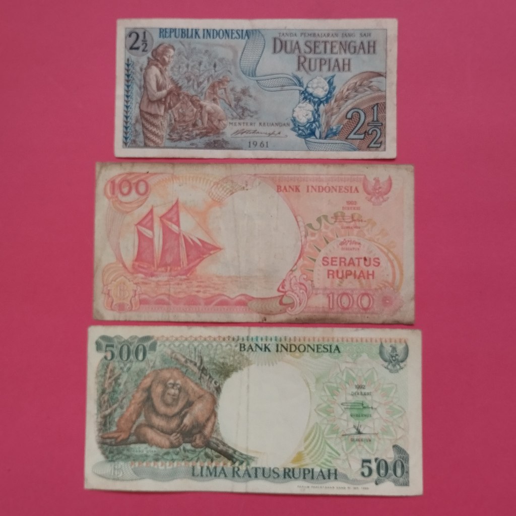 Uang Kuno Kertas Rp 2,5, Rp 100 Dan Rp 500 UK 023
