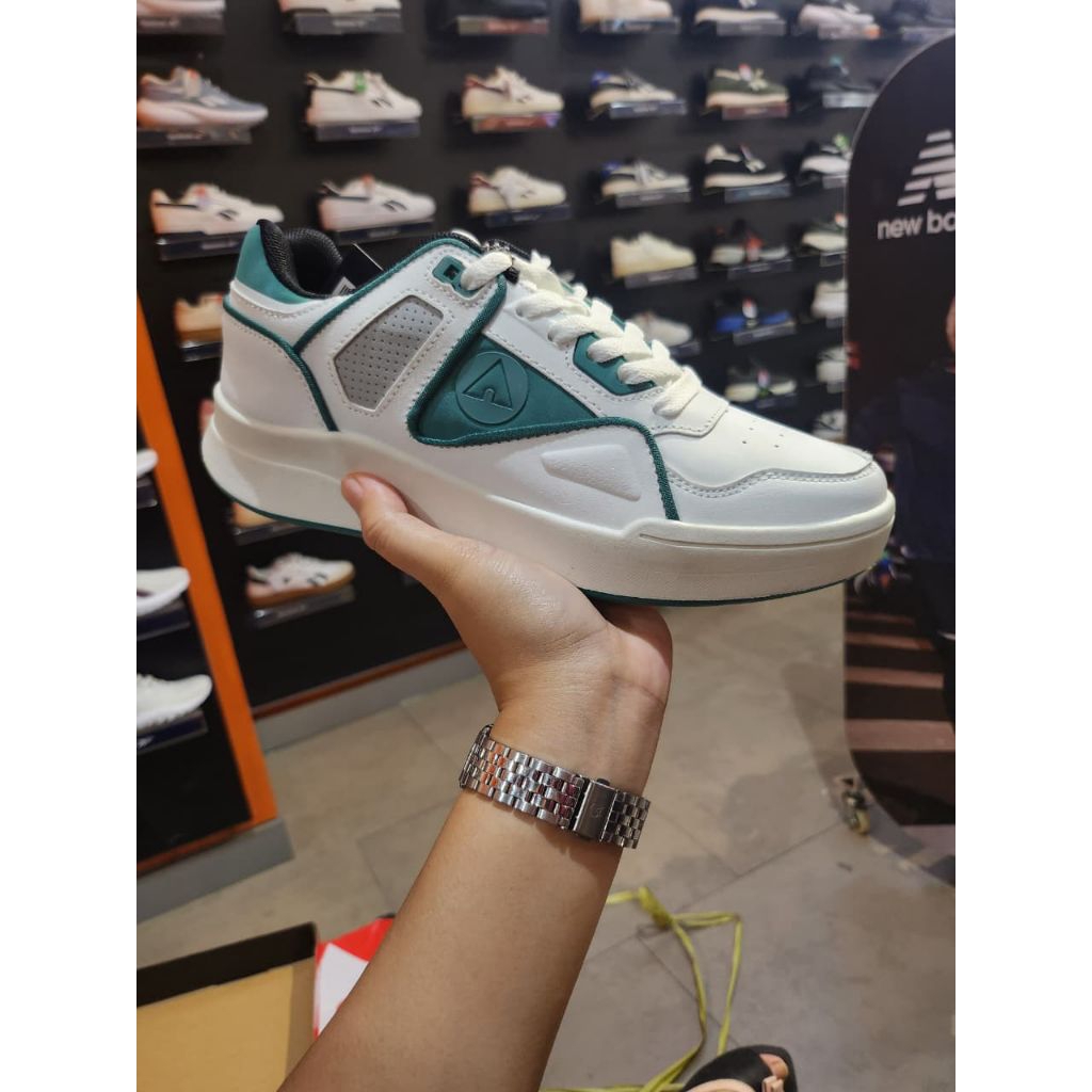 sepatu airwalk mens original store