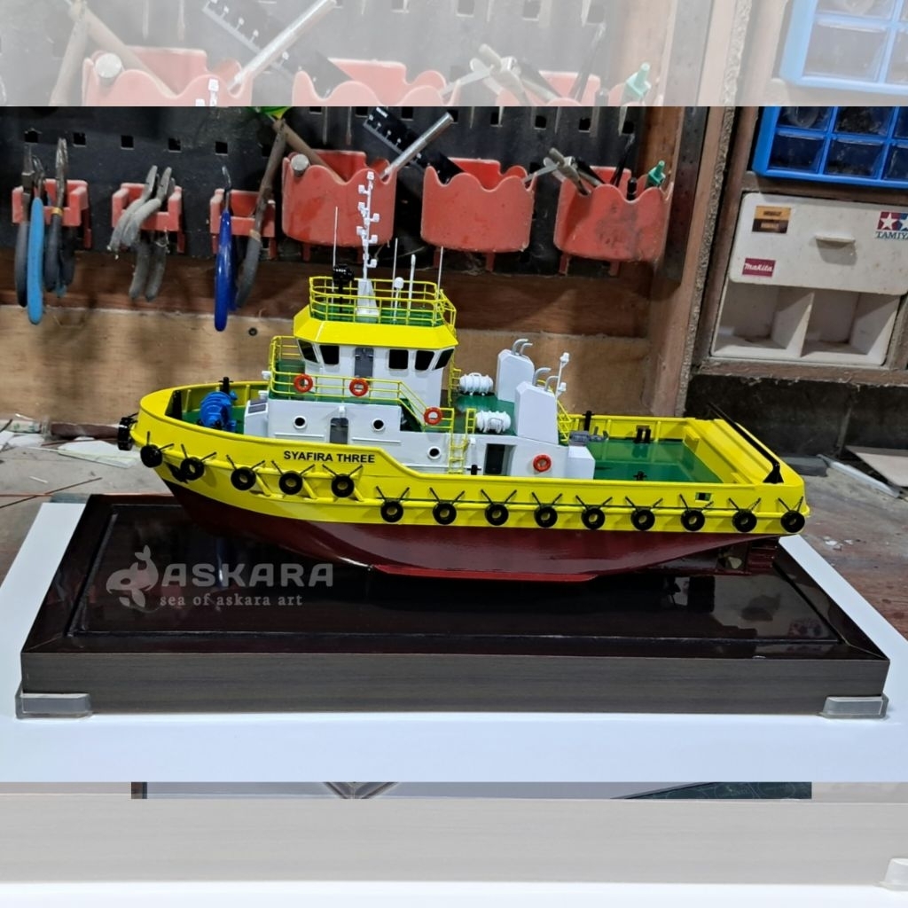 Miniatur Kapal Tugboat 40cm