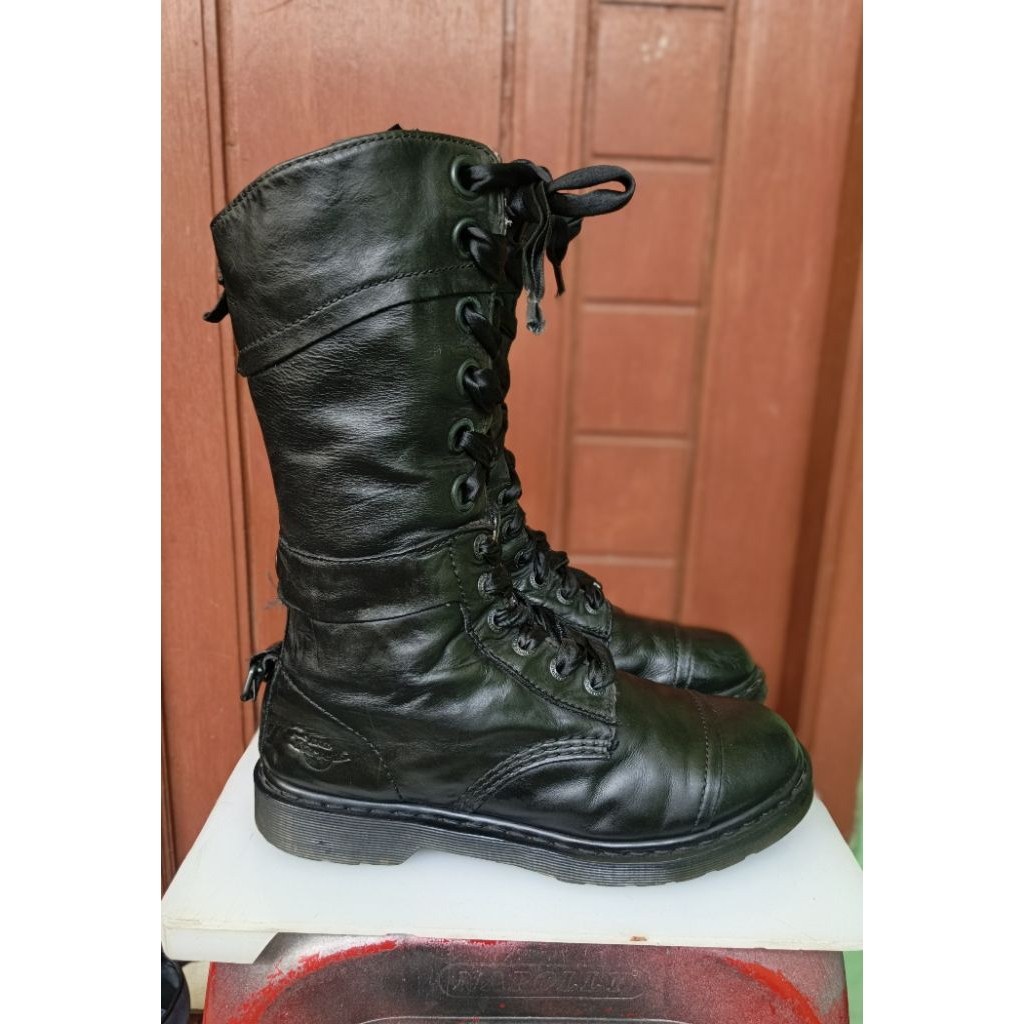SEPATU BOOTS DR MARTENS TRIUMPH 1914 SIZE 41
