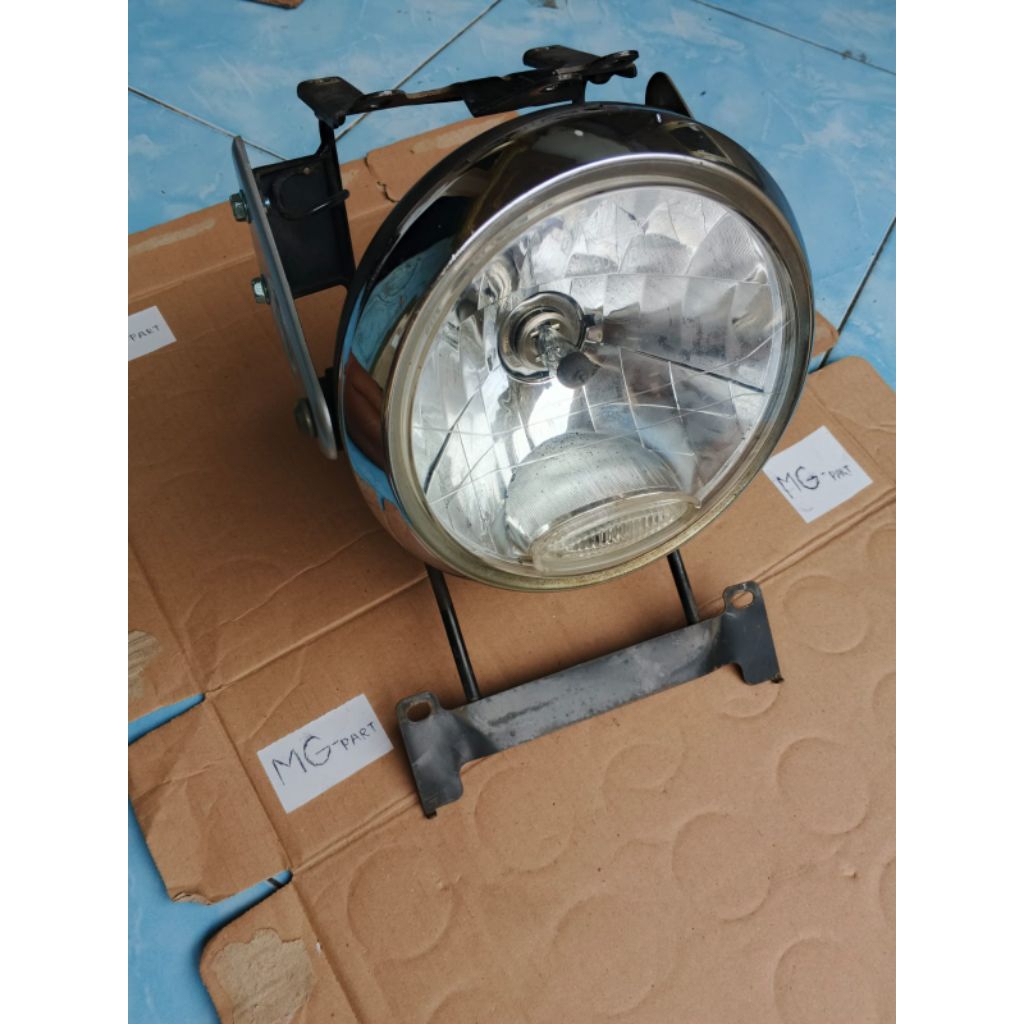 lampu repektor depan Yamaha Vixion lama original Yamaha , breket lampu depan Yamaha Vixion lama , Vi