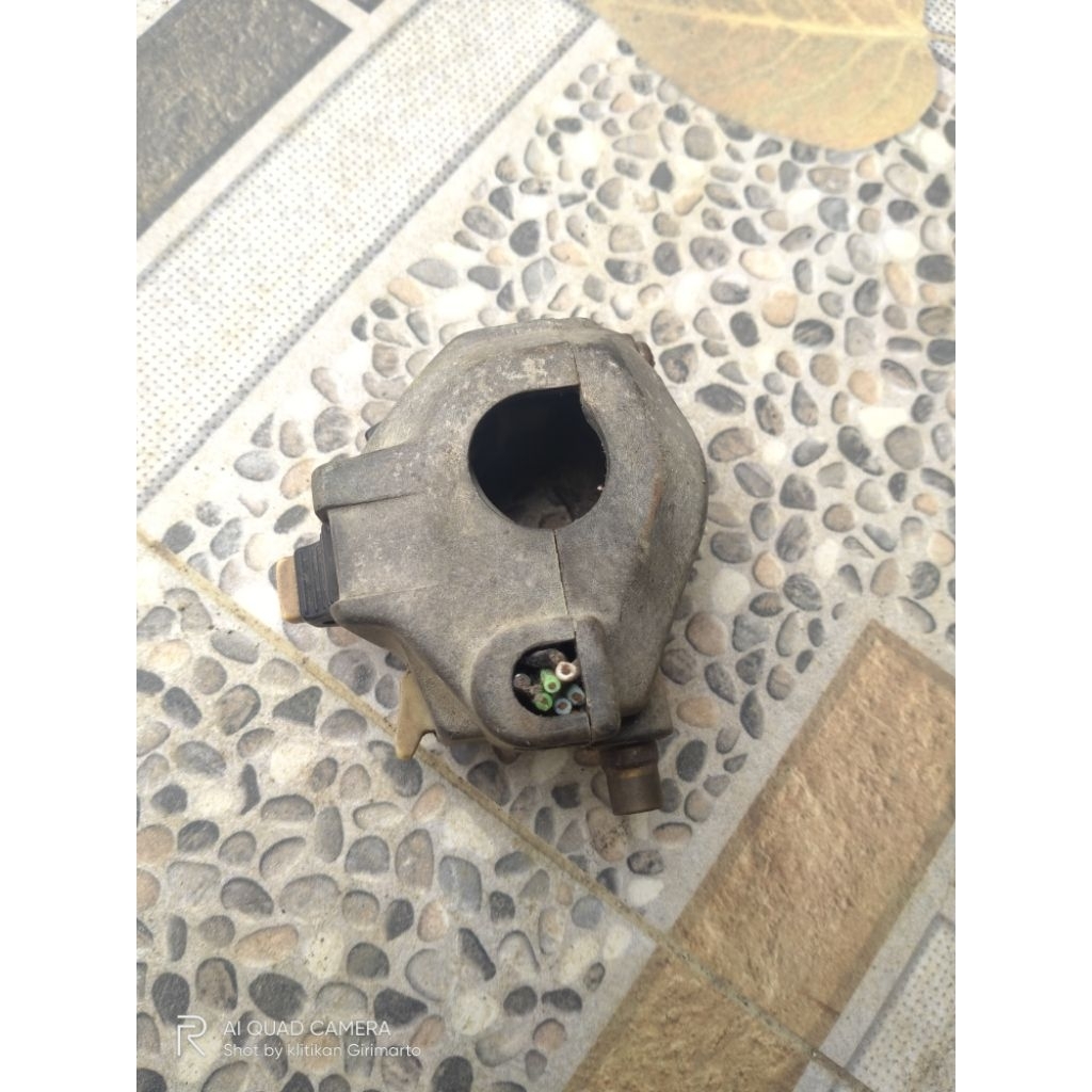 holder kiri saklar kiri  Suzuki  tornado Shogun kebo original