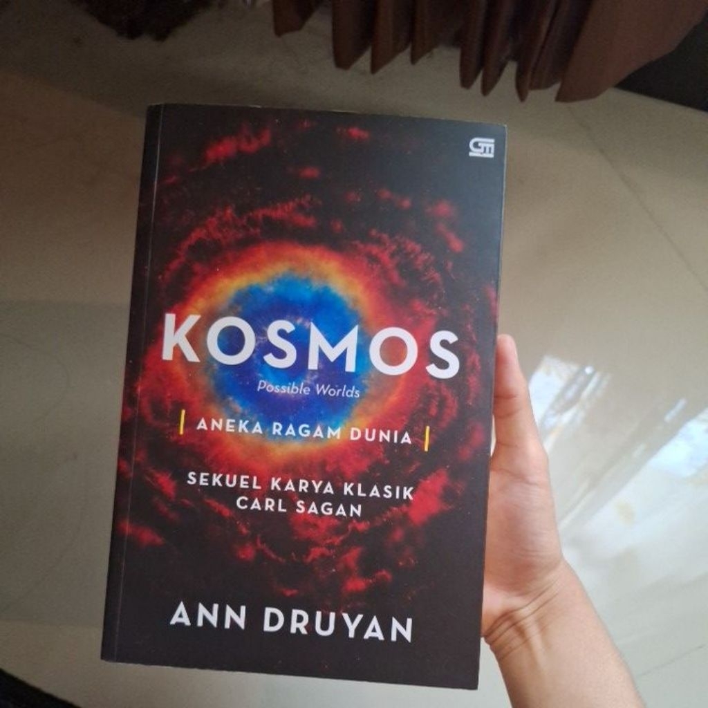 preloved buku kosmos by ann druyan