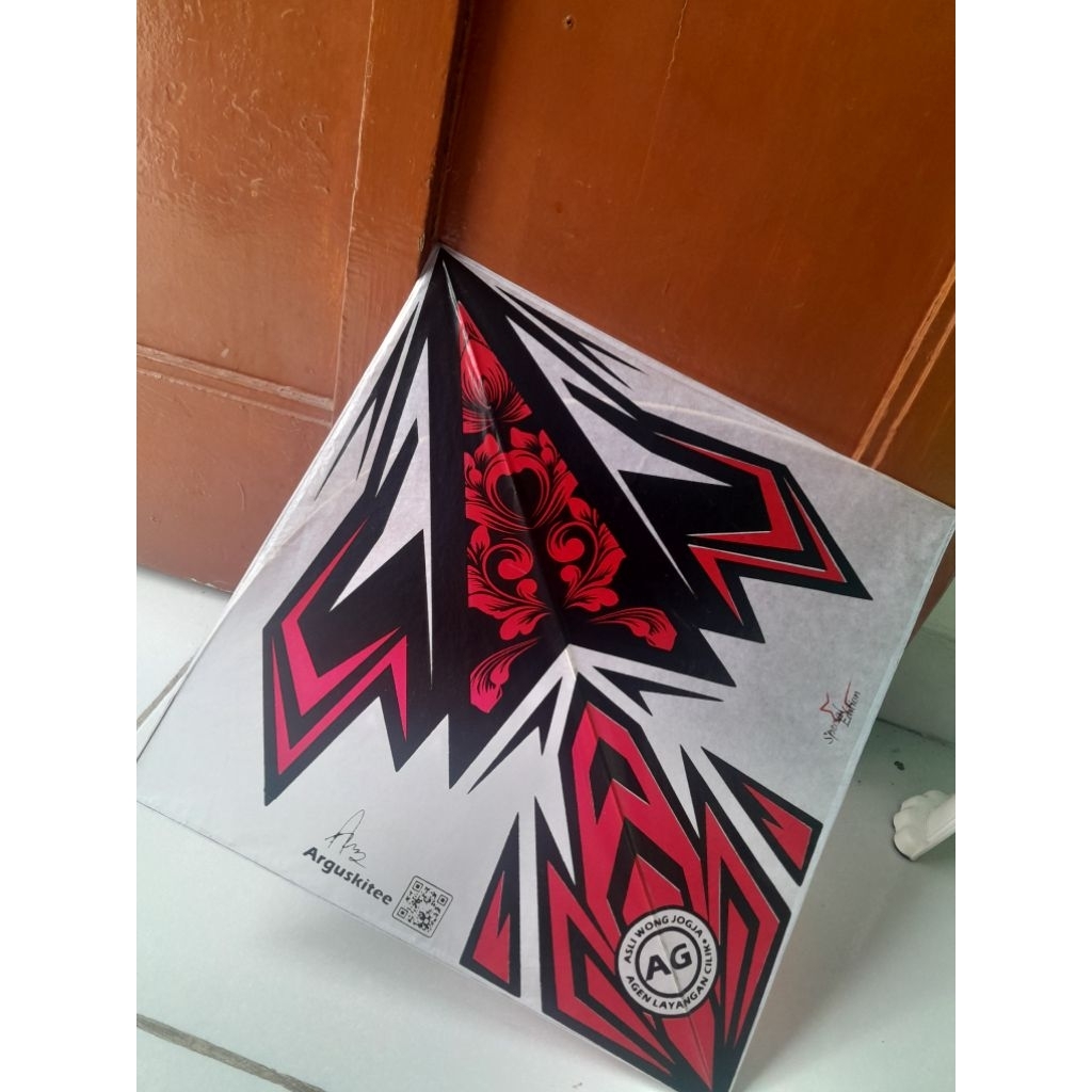 Layangan Sukhoi Petung 2 Warna lilit 2, Layangan Turnamen