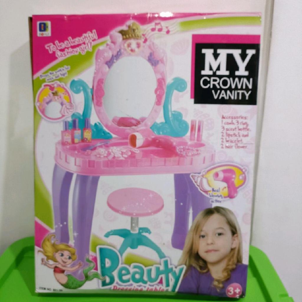 mainan anak meja rias second preloved lengkap dengan tempat duduk, mainan anak cewek second bekas, m