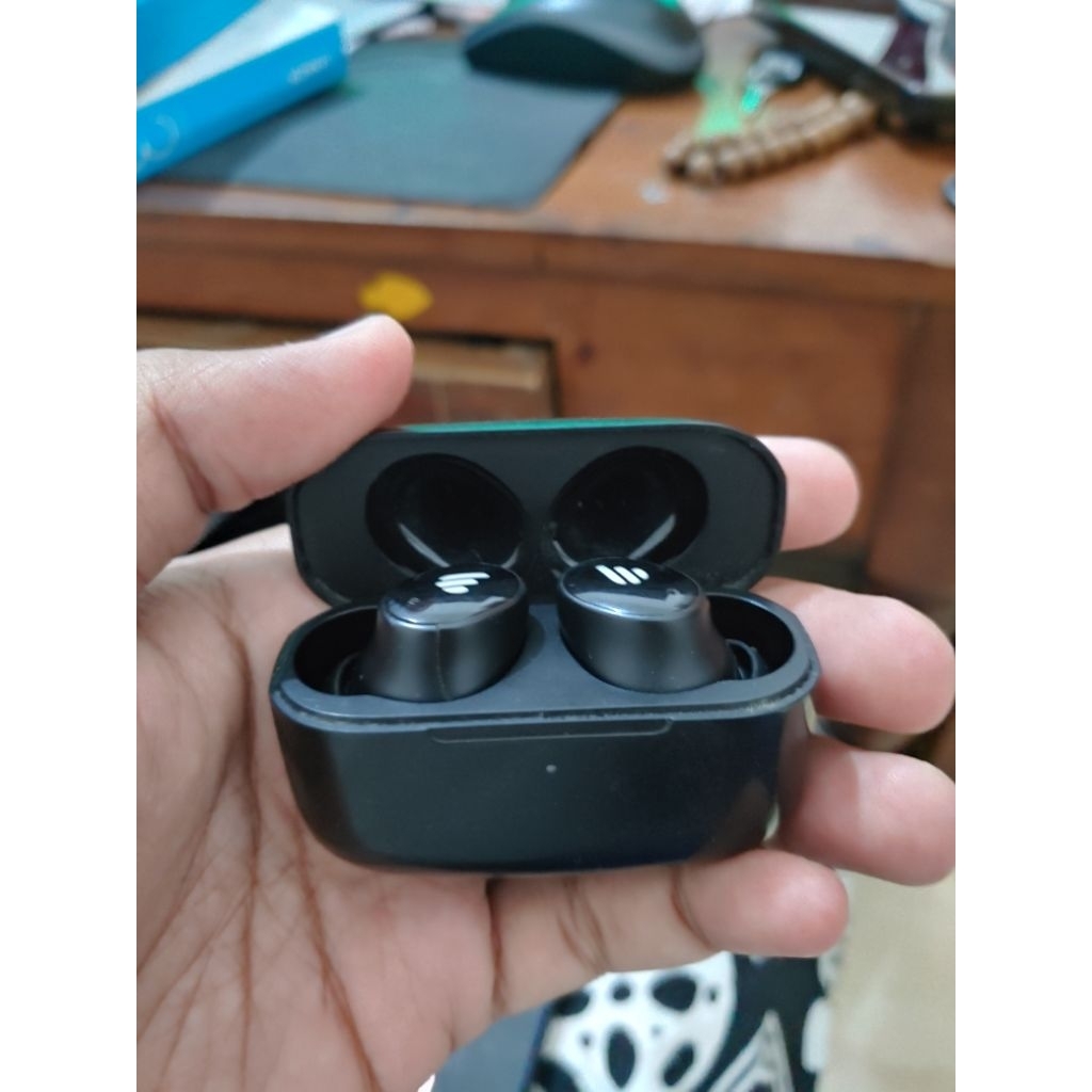 edifier tws 1 pro 2