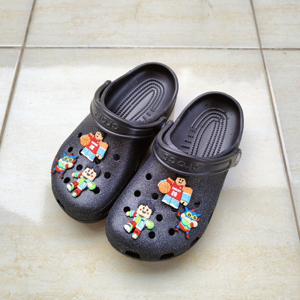 Crocs Original Reject Cutting Glitter Hitam 23cm